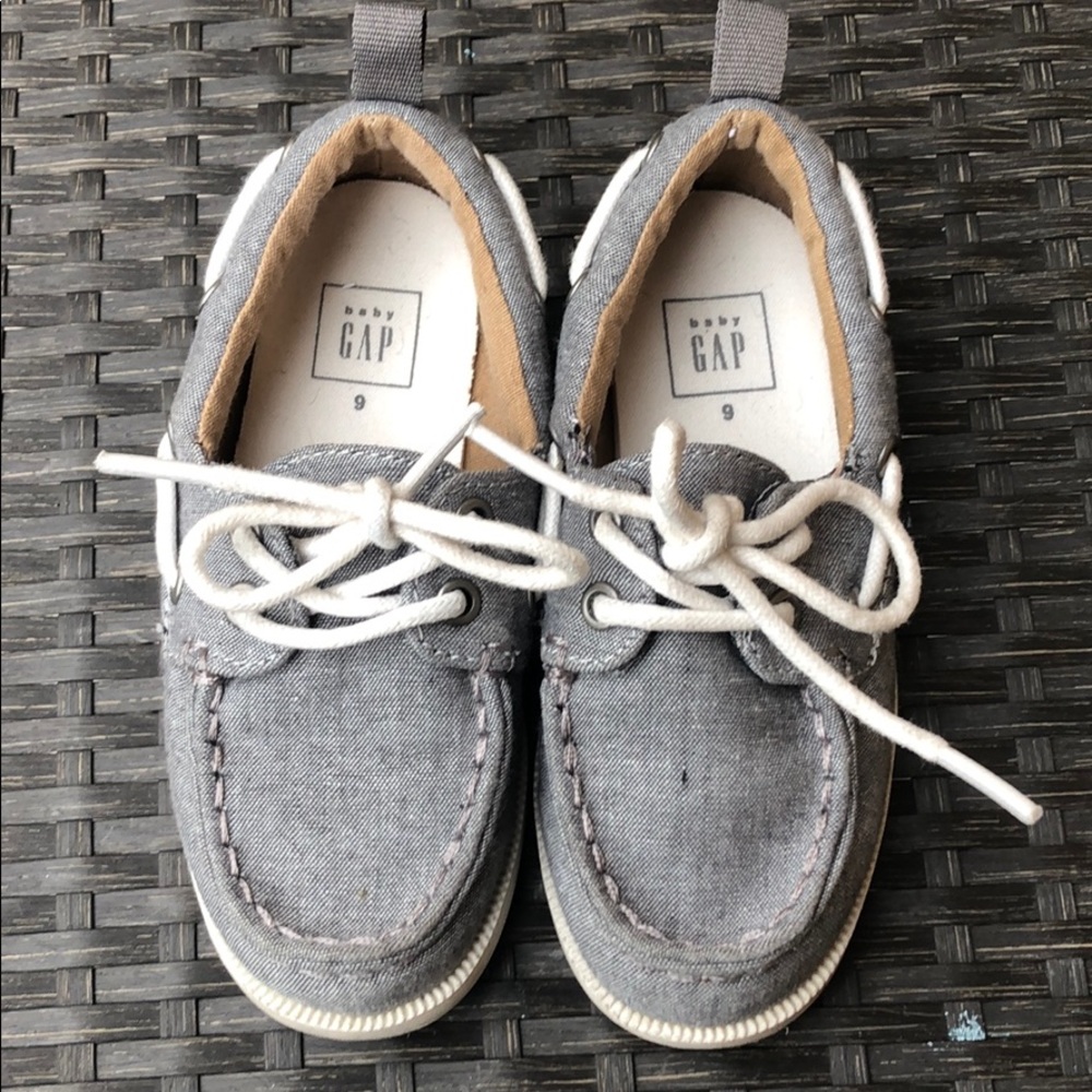 GAP toddler boy Grey dress shoes size 9